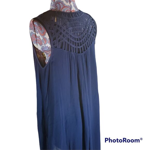 B Collection By Bobeau | Navy Blue Sleeveless Vest with Strap Detail | Size S - Picture 5 of 7